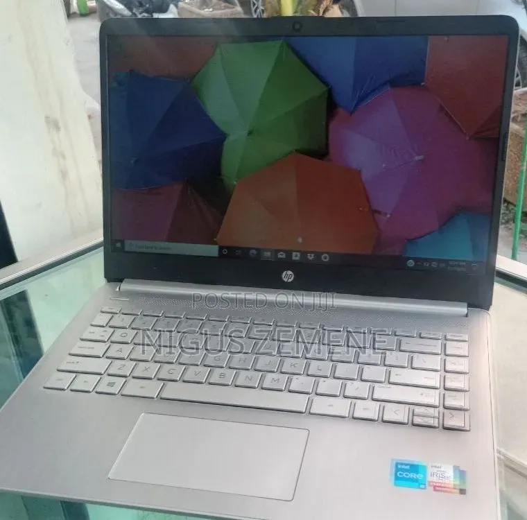 New Laptop HP Pavilion 15 8GB Intel Core i5 SSD 512GB