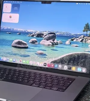 New Laptop Apple MacBook Pro 2021 M1 32GB Apple M1 Pro SSD 512GB
