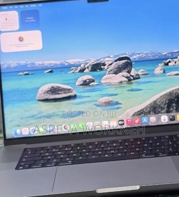 New Laptop Apple MacBook Pro 2021 M1 32GB Apple M1 Pro SSD 512GB