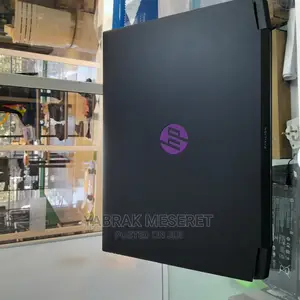 New Laptop HP 8GB AMD Ryzen 5 SSD 512GB