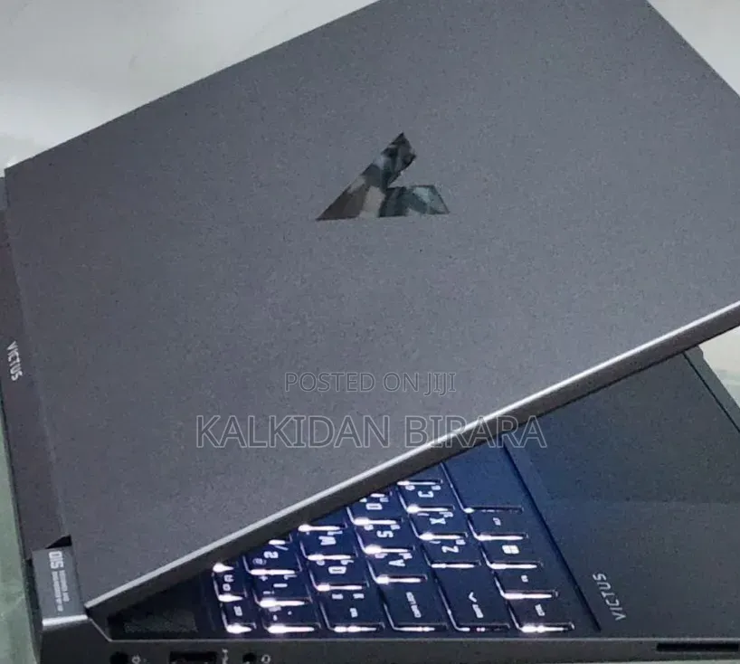 New Laptop HP Victus 15 16GB AMD Ryzen 5 SSD 512GB
