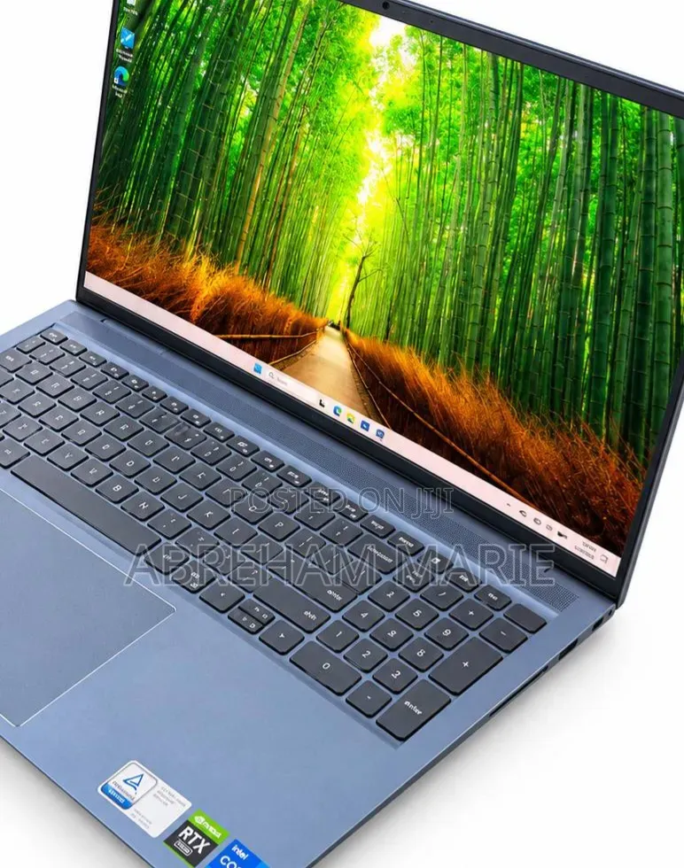 New Laptop Dell Inspiron 16 7610 16GB Intel Core i7 SSD 512GB