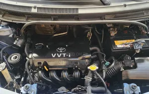 Toyota Yaris 2011 Blue