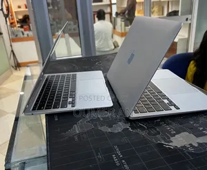 New Laptop Apple MacBook Air 2020 M1 16GB Apple M1 SSD 512GB