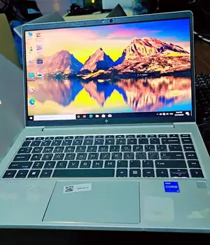 Laptop HP EliteBook 640 G9 16GB Intel Core i5 SSD 256GB