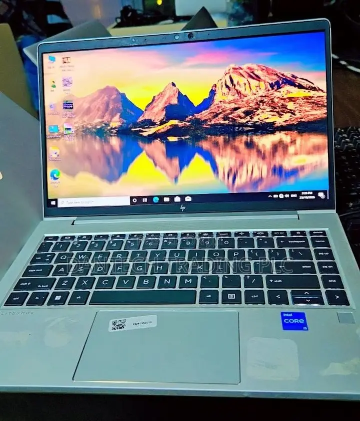 Laptop HP EliteBook 640 G9 16GB Intel Core i5 SSD 256GB