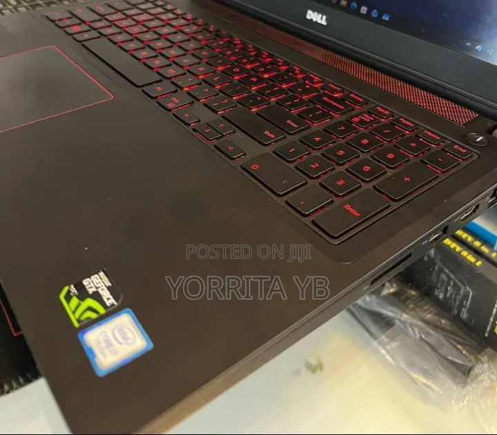 New Laptop Dell Inspiron 15 5577 16GB Intel Core i7 SSD 512GB
