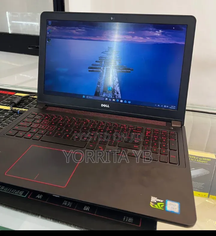 New Laptop Dell Inspiron 15 5577 16GB Intel Core i7 SSD 512GB