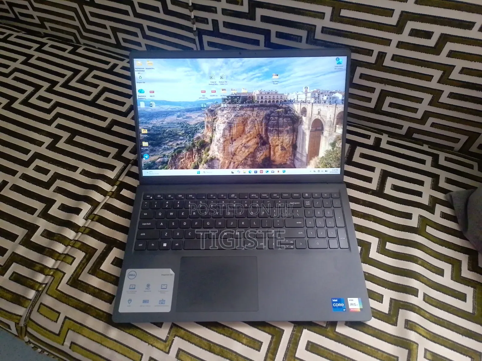 Laptop Dell Inspiron 15 3530 16GB Intel Core i7 SSD 1T