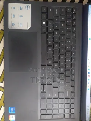 Laptop Dell Inspiron 15 3530 16GB Intel Core i7 SSD 1T