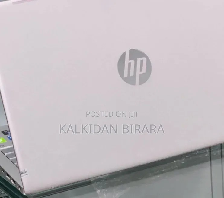 New Laptop HP Pavilion 11 16GB Intel Core i5 SSD 512GB
