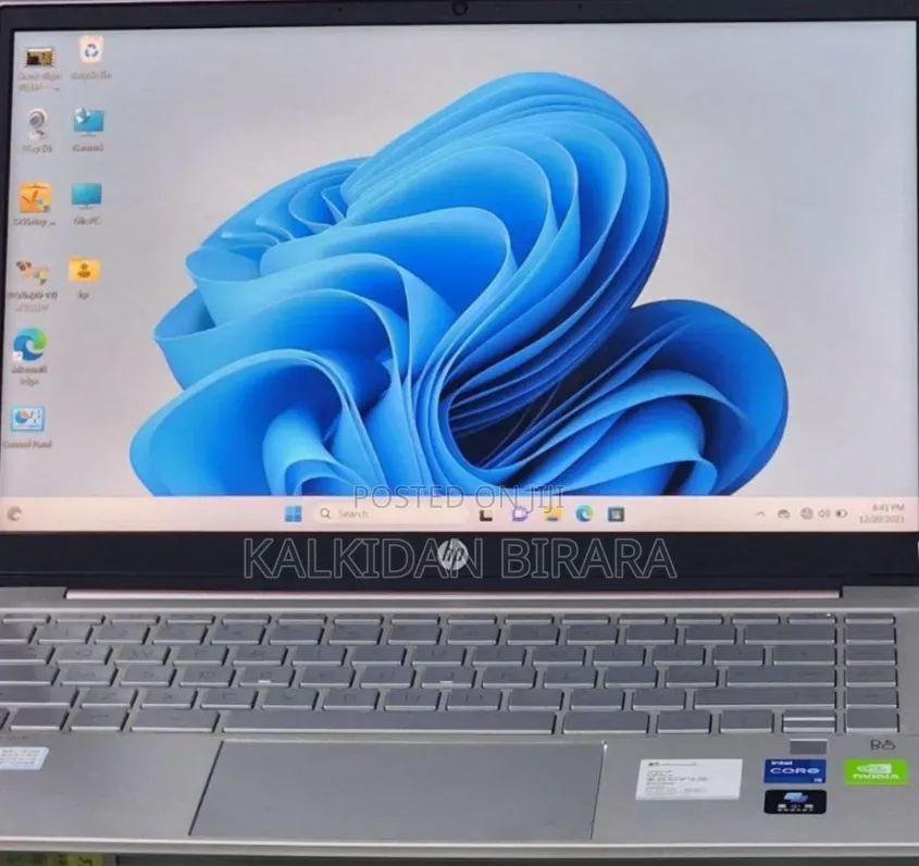 New Laptop HP Pavilion 11 16GB Intel Core i5 SSD 512GB