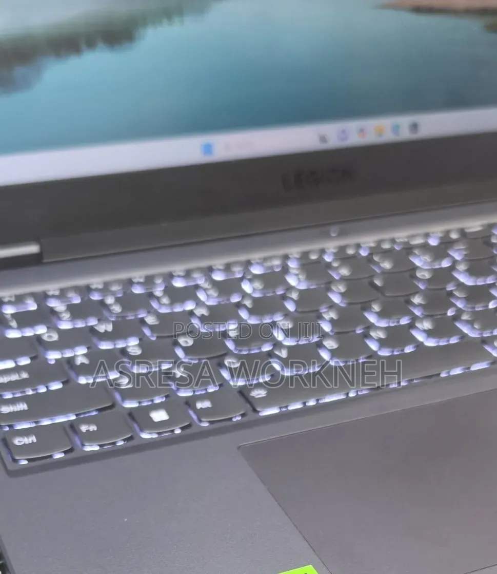 New Laptop Lenovo Legion 5 16GB AMD Ryzen 7 SSD 512GB