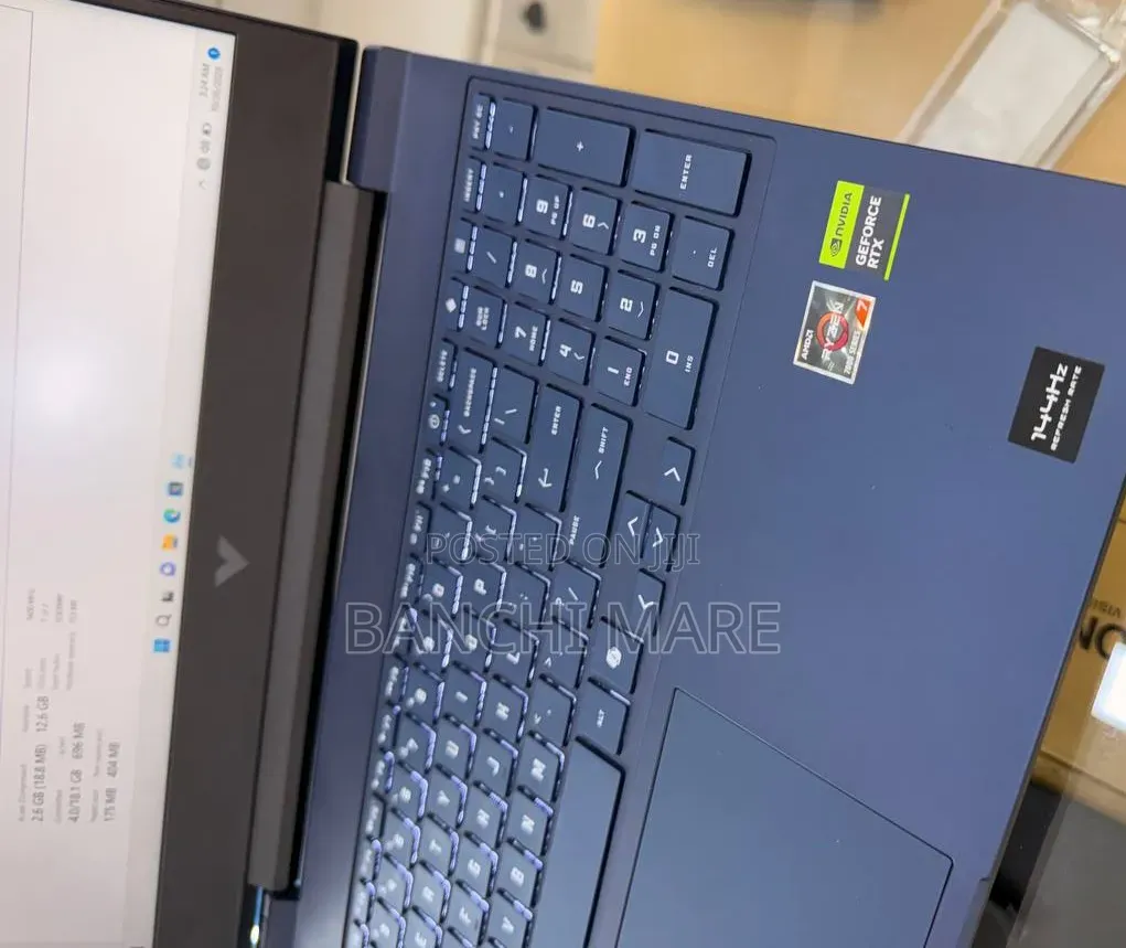 New Laptop HP Victus 15 16GB AMD Ryzen 7 SSD 512GB