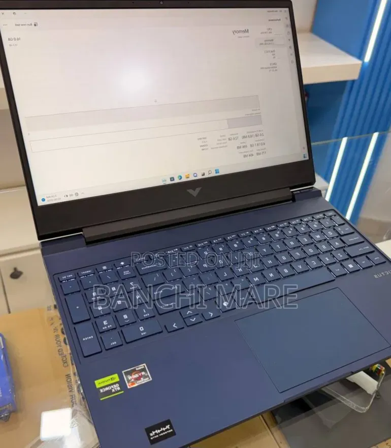 New Laptop HP Victus 15 16GB AMD Ryzen 7 SSD 512GB