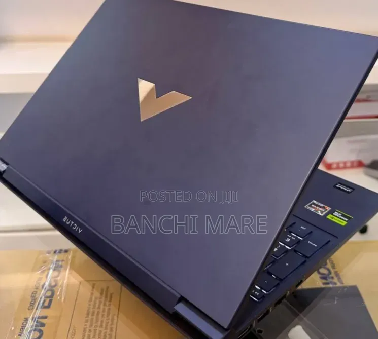 New Laptop HP Victus 15 16GB AMD Ryzen 7 SSD 512GB