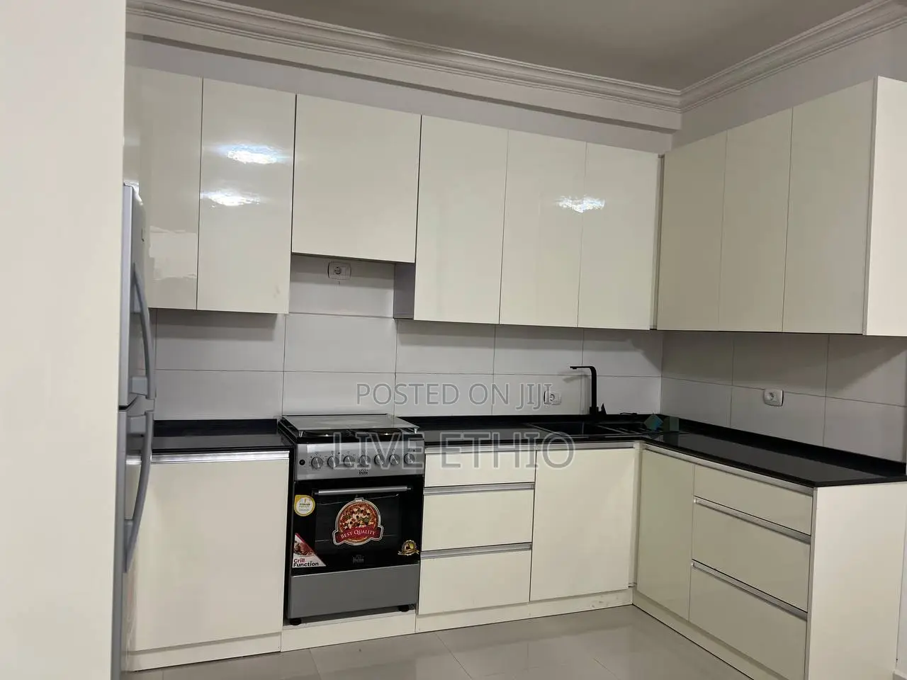 Furnished 2bdrm Apartment in Bole for rent