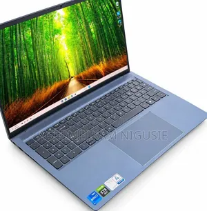 New Laptop Dell Inspiron 16 7610 16GB Intel Core i7 SSD 512GB