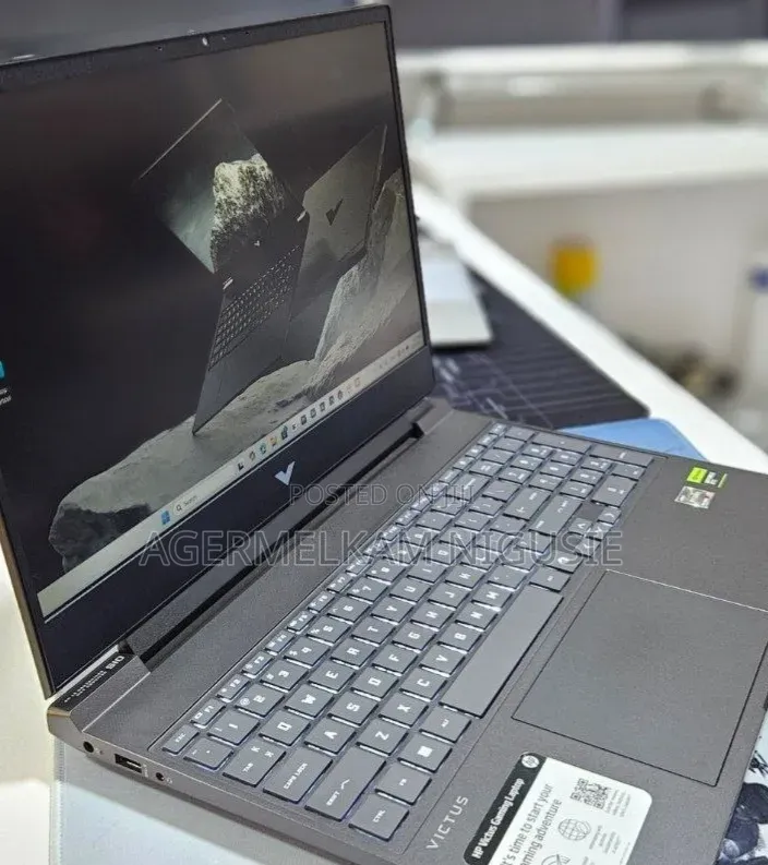 New Laptop HP Victus 15 16GB Intel Core i7 SSD 512GB