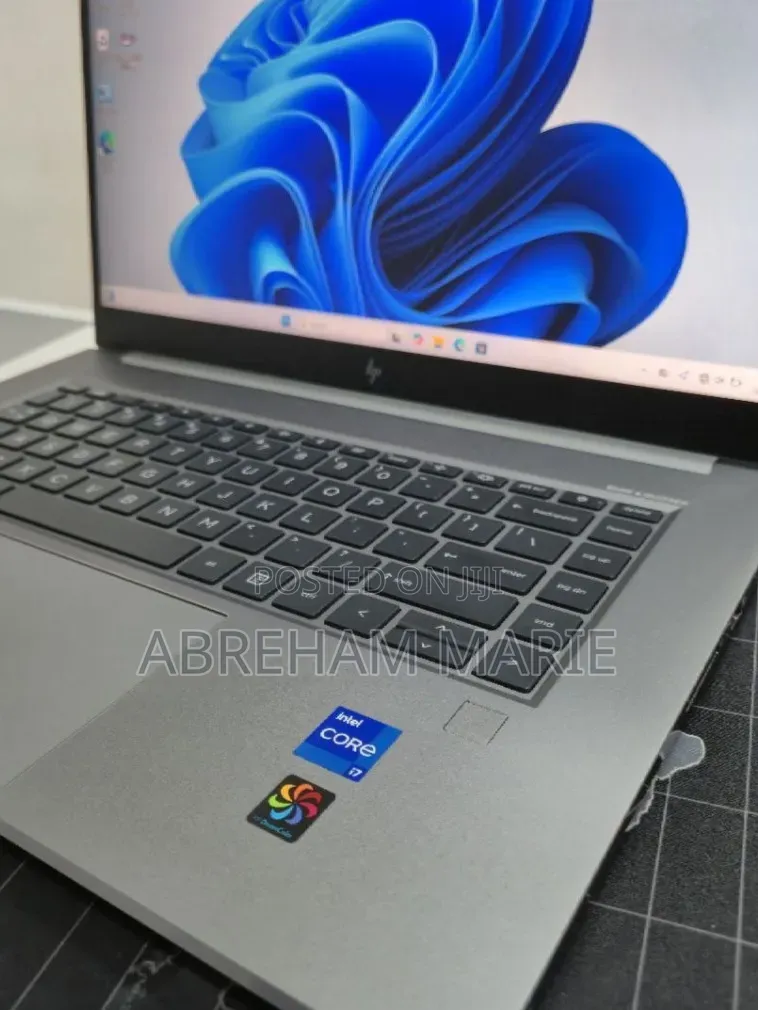 New Laptop HP ZBook 15 32GB Intel Core i7 SSD 1T