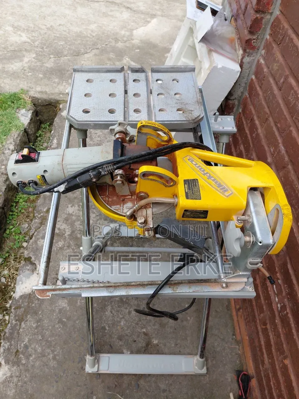 WorkForce THD850 7" Wet Tile and Stone Saw With Stand