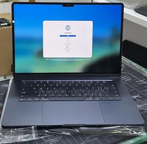 New Laptop Apple MacBook Air 2026 M5 16GB Apple M5 SSD 512GB