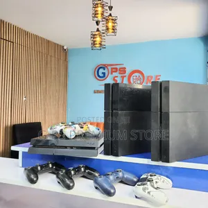 · ‎g-Ps STORE – Original PS4 Fat With 2 Controllers