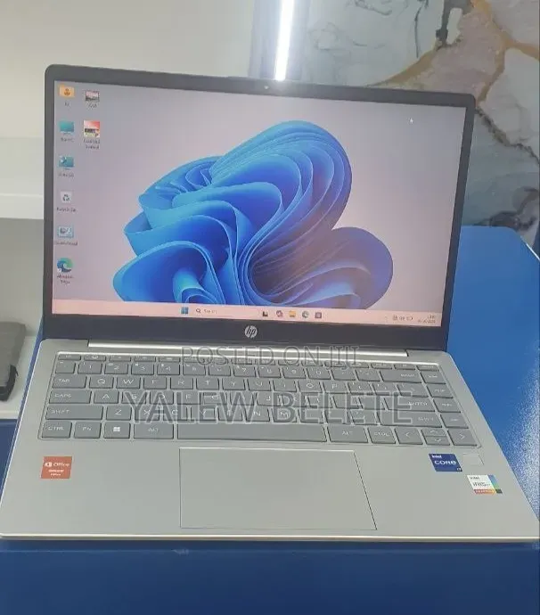 New Laptop HP Stream Notebook 16GB Intel Core i7 SSD 1T