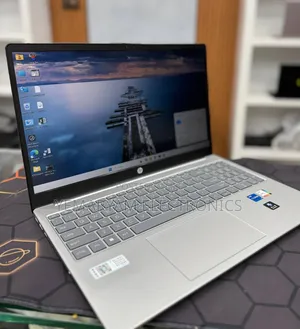 New Laptop HP Stream Notebook 16GB Intel Core i5 SSD 1T