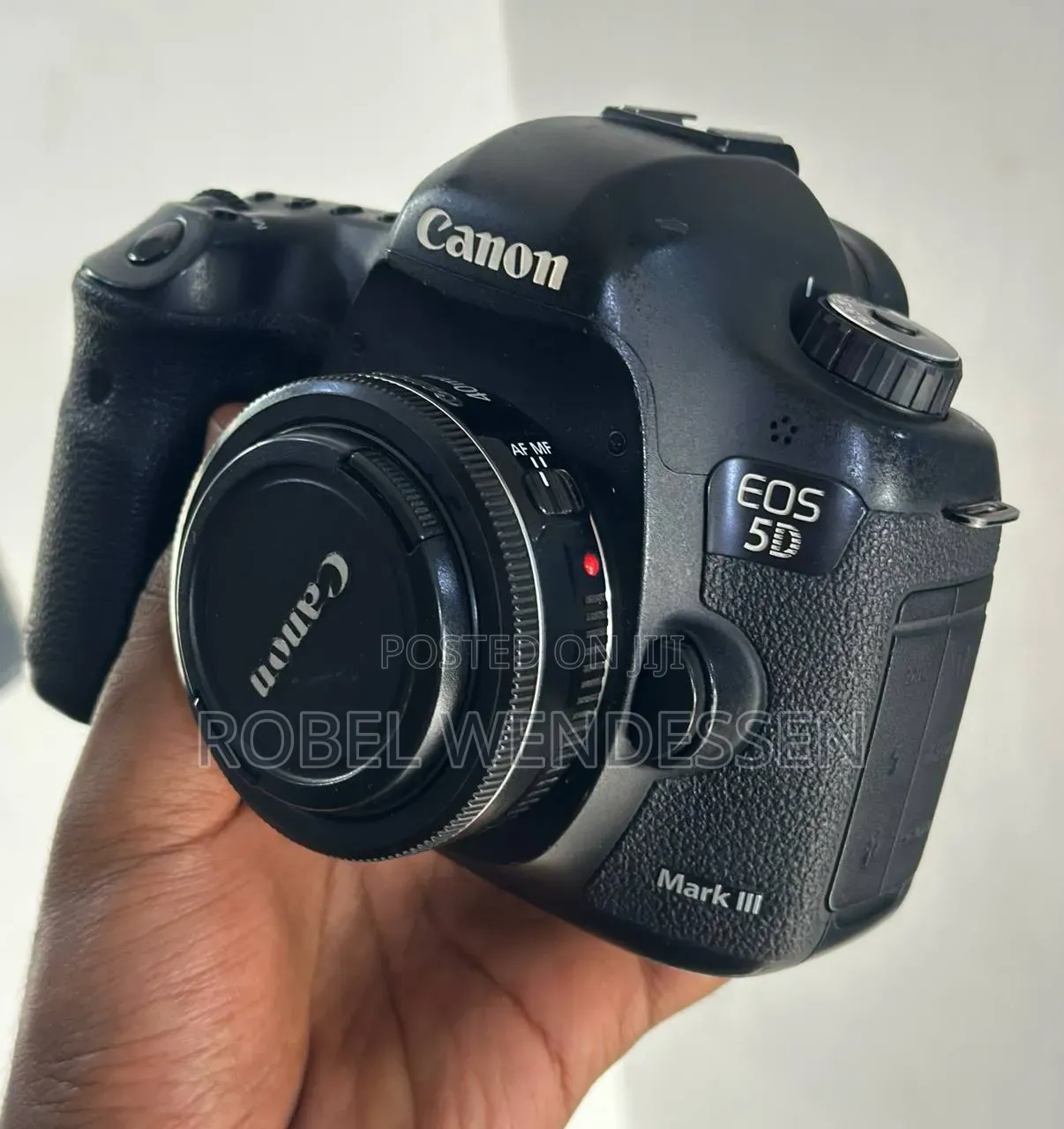 Canon 5D Mark3 With 40mm F/2.8 Lens