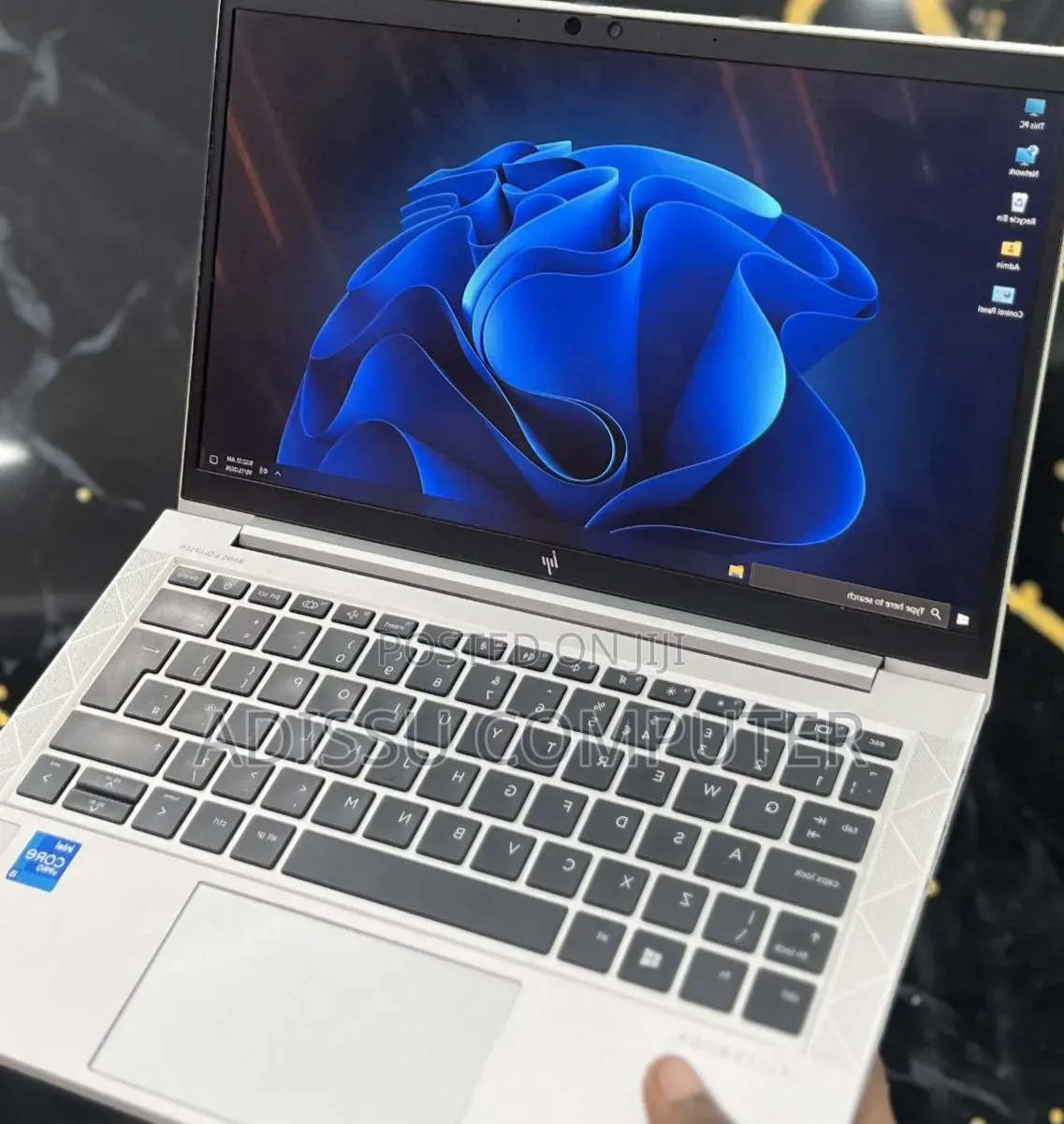 New Laptop HP EliteBook 830 G8 16GB Intel Core i5 SSD 512GB