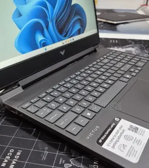 New Laptop HP Victus 15 16GB AMD Ryzen 7 SSD 512GB