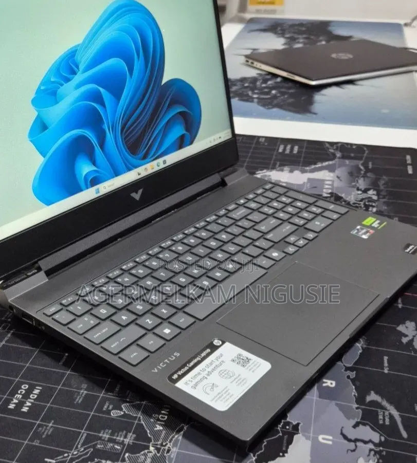 New Laptop HP Victus 15 16GB AMD Ryzen 7 SSD 512GB