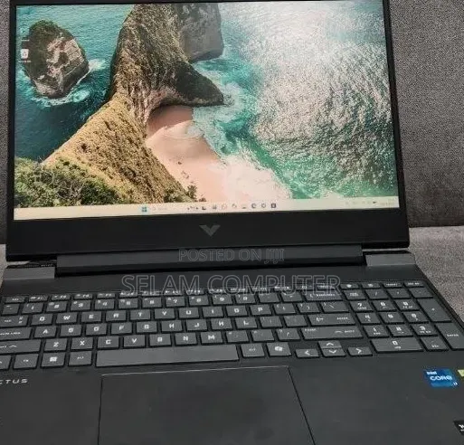 New Laptop HP Victus 16 16GB Intel Core i7 SSD 1T