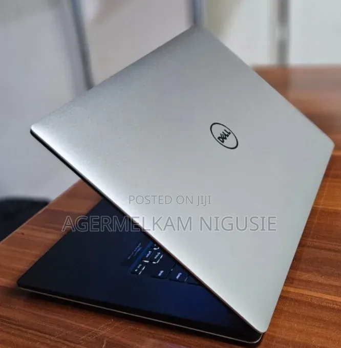 New Laptop Dell XPS 15 16GB Intel Core i7 SSD 512GB
