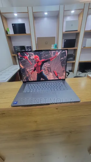 New Laptop Lenovo Yoga Slim 7 32GB Intel Core Ultra 7 SSD 1T