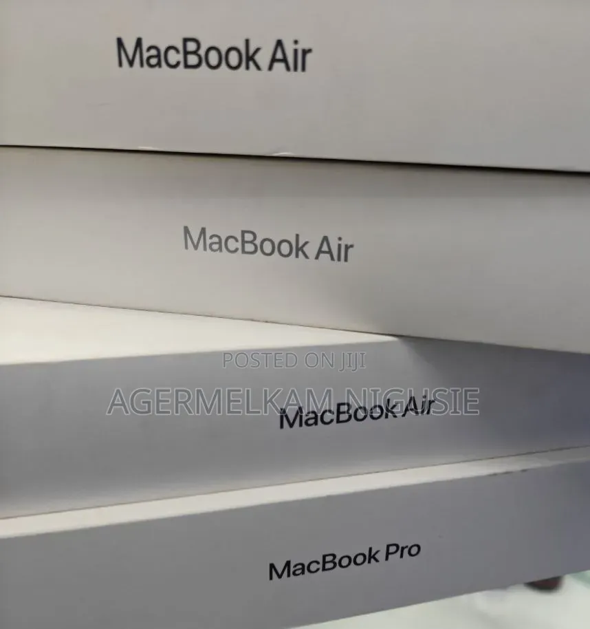 New Laptop Apple MacBook Air 2026 M5 16GB AMD A10 SSD 512GB
