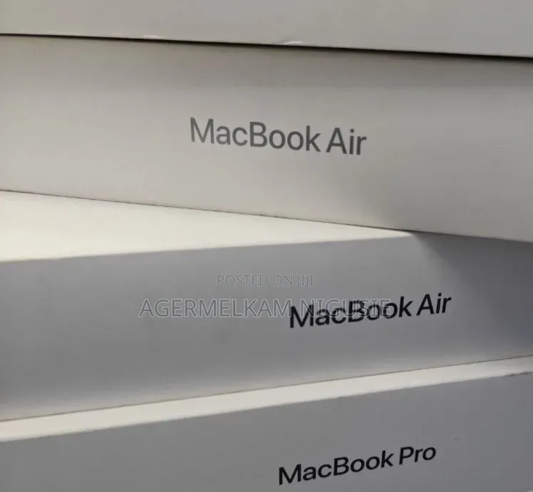 New Laptop Apple MacBook Air 2026 M5 16GB AMD A10 SSD 512GB