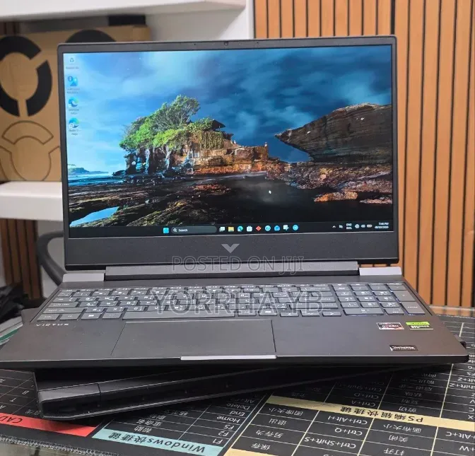 New Laptop HP Victus 16 16GB AMD Ryzen 7 SSD 512GB