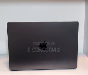 New Laptop Apple MacBook Pro 2025 M5 16GB Apple M5 SSD 512GB