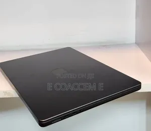 New Laptop Apple MacBook Pro 2025 M5 16GB Apple M5 SSD 512GB