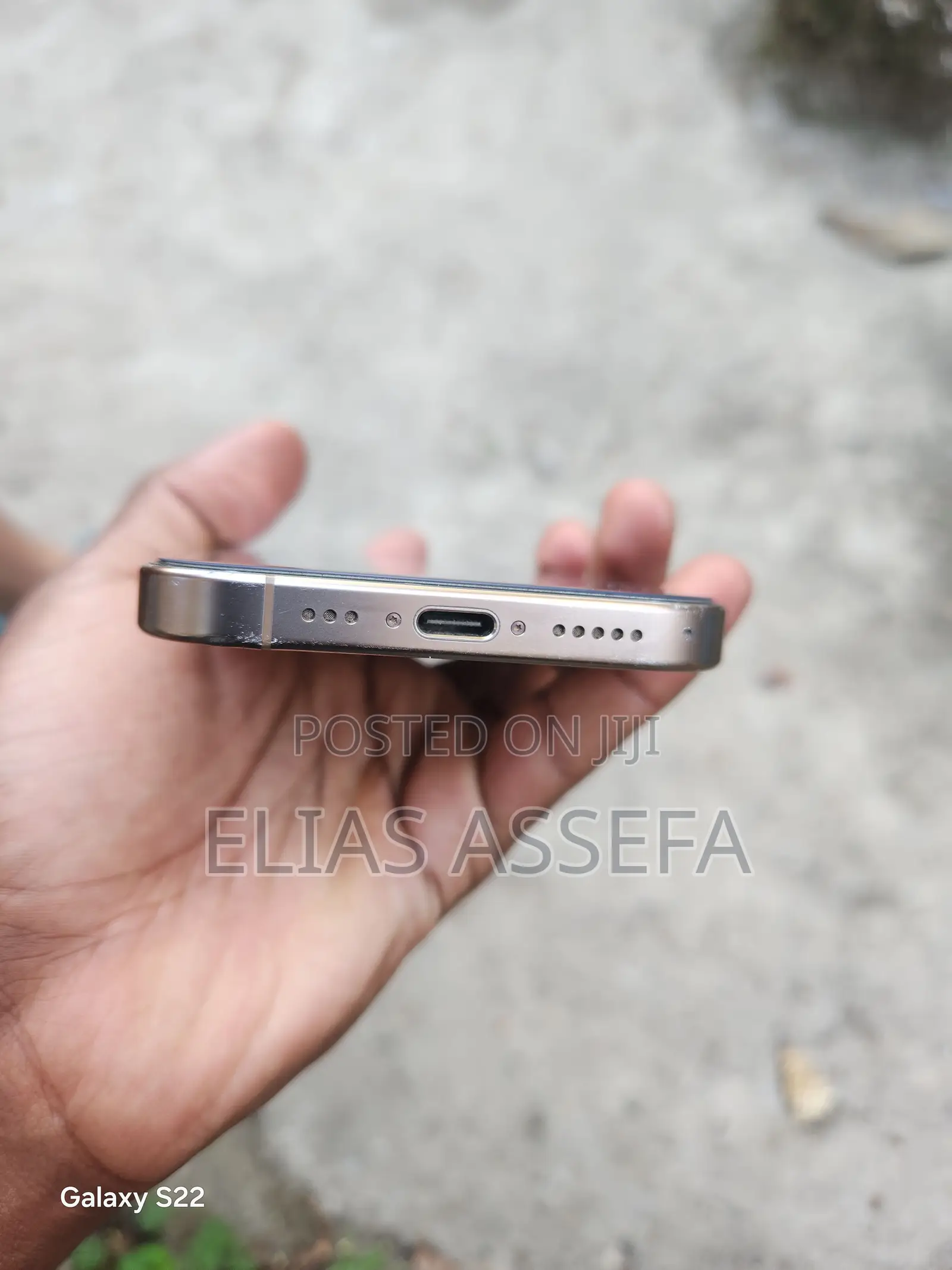 Apple iPhone 16 Pro 128 GB Gold