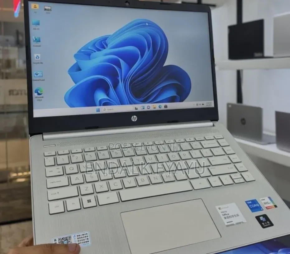 New Laptop HP Stream Notebook 16GB Intel Core i5 SSD 512GB