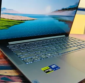 New Laptop Lenovo Yoga 9 16GB Intel Core Ultra 7 SSD 512GB