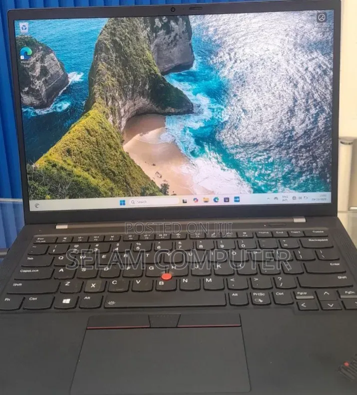 New Laptop Lenovo ThinkPad Yoga 32GB Intel Core Ultra 7 SSD 1T