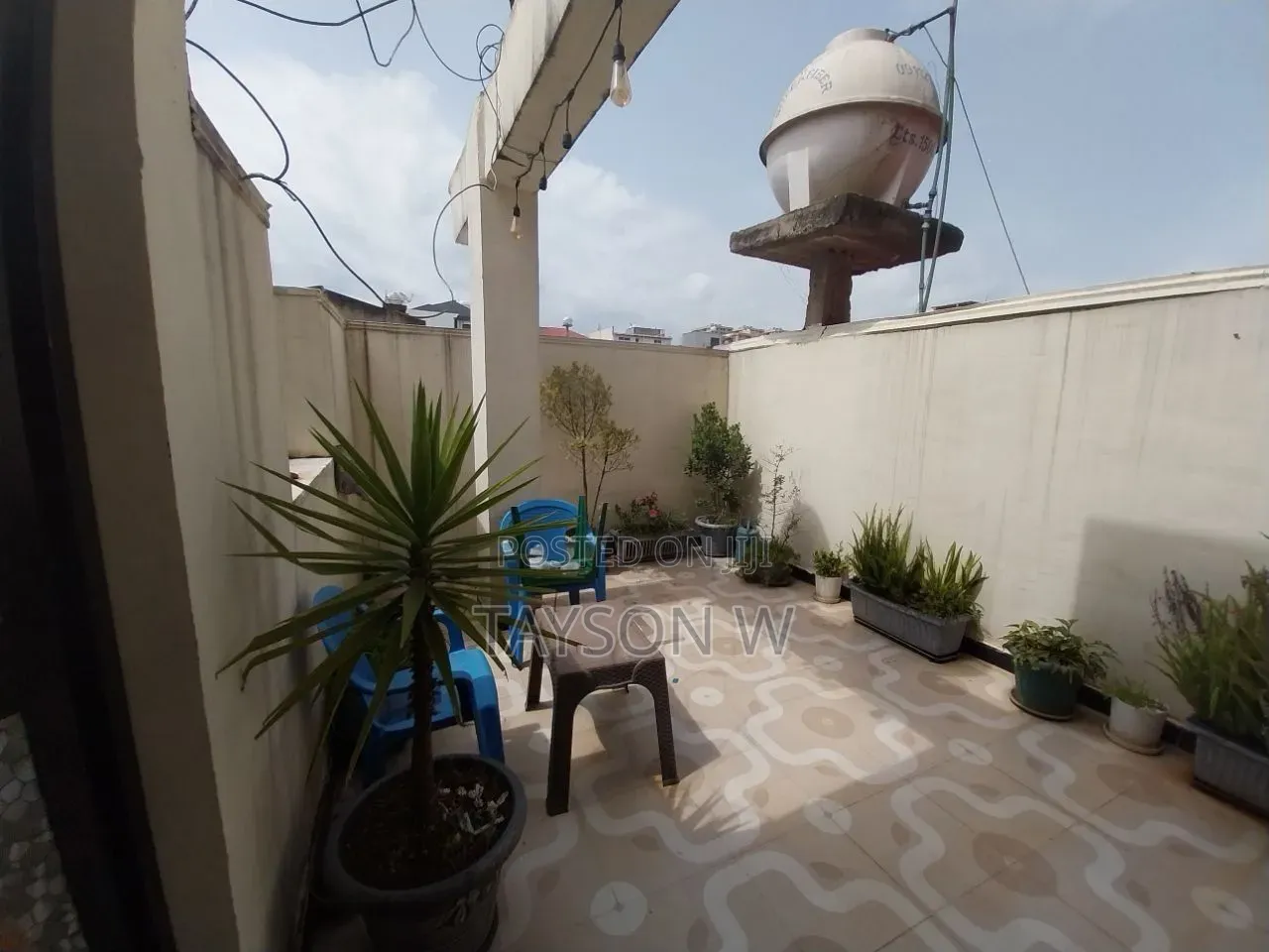 4bdrm House in Addis Ababa Semit, Bole for sale