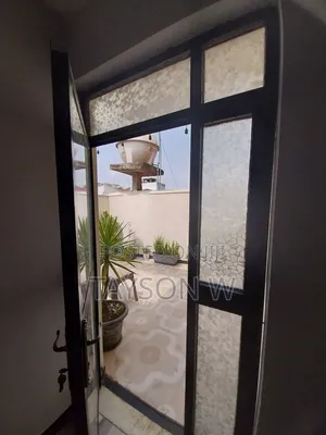 4bdrm House in Addis Ababa Semit, Bole for sale