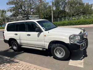 Toyota Land Cruiser HDJ 100 1999 White