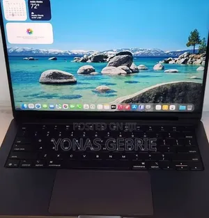 New Laptop Apple MacBook 16GB Apple M5 SSD 512GB
