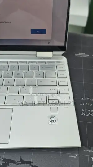 New Laptop HP Spectre X360 8GB Intel Core i7 SSD 512GB